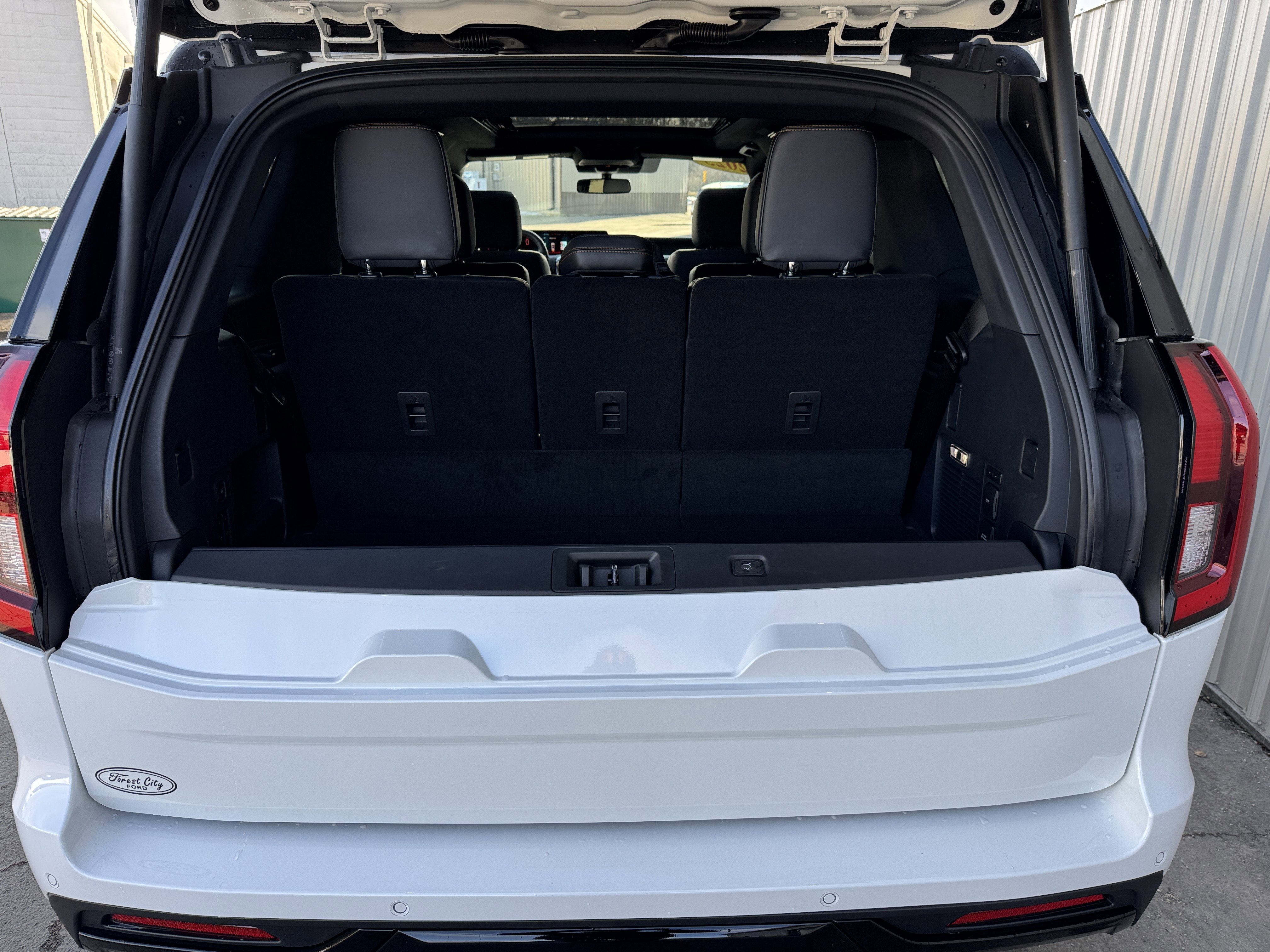 New 2025 Ford Expedition Tremor image 39
