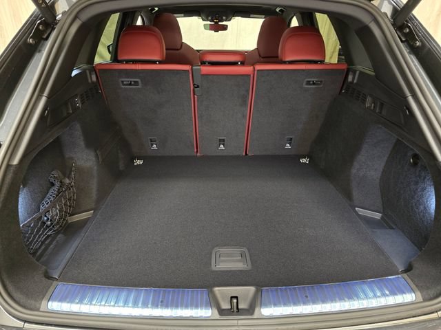 New 2026 Audi SQ5 Prestige AWD/4WD image 35