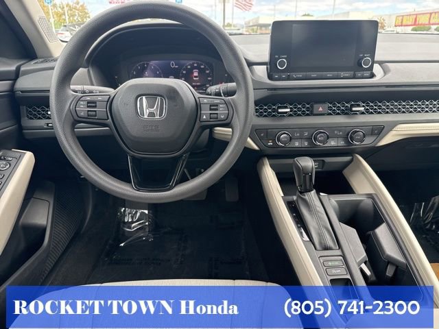 Used 2023 Honda Accord EX image 16