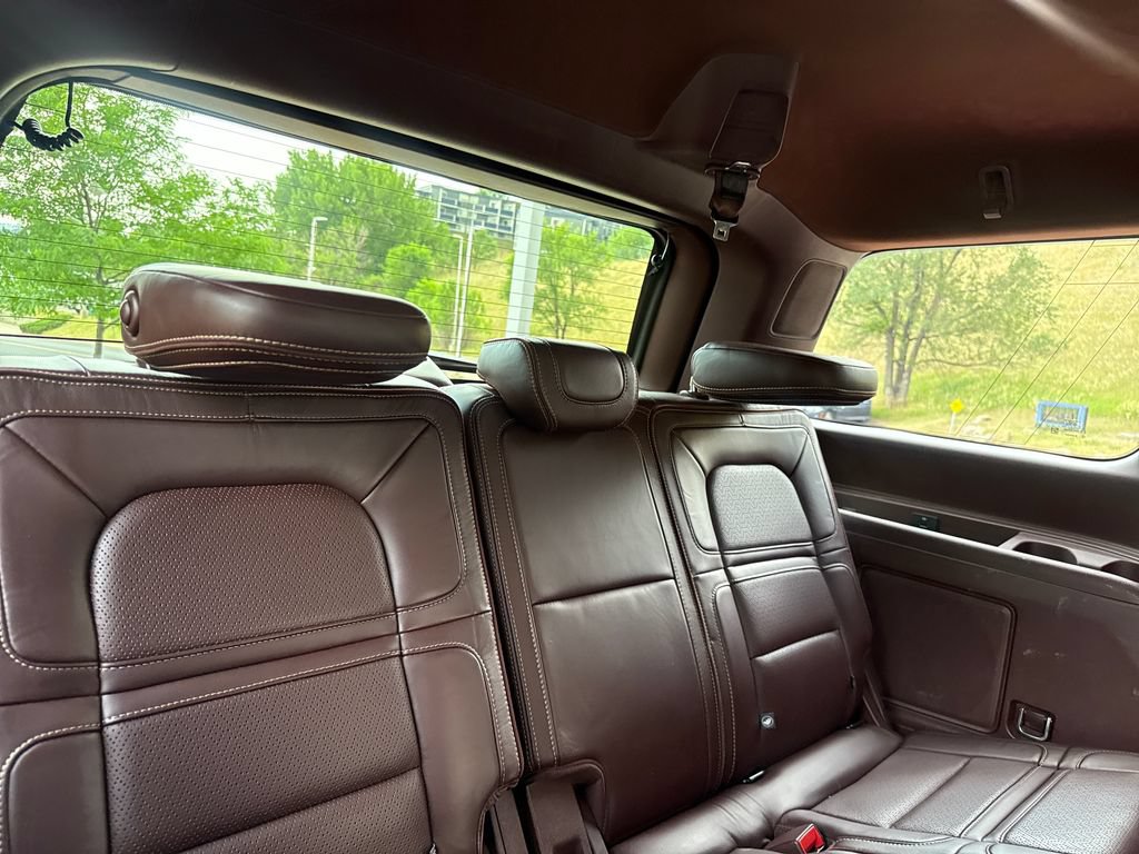 Used 2018 Lincoln Navigator Black Label AWD/4WD image 28