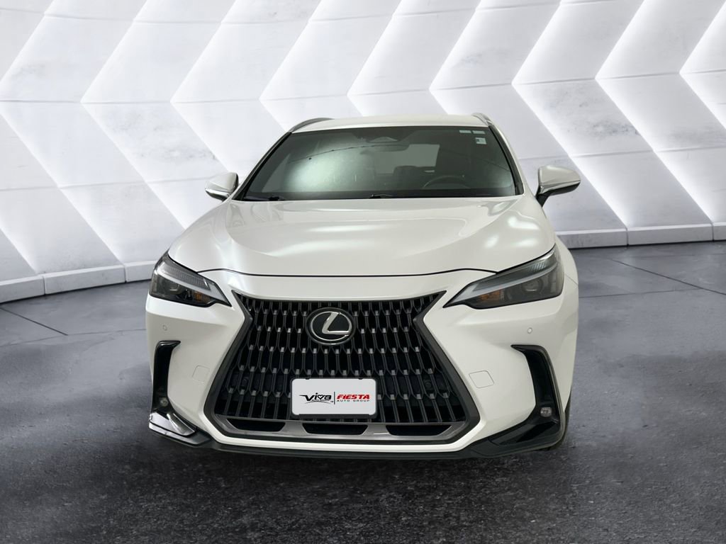Used 2025 Lexus NX 250 FWD image 2