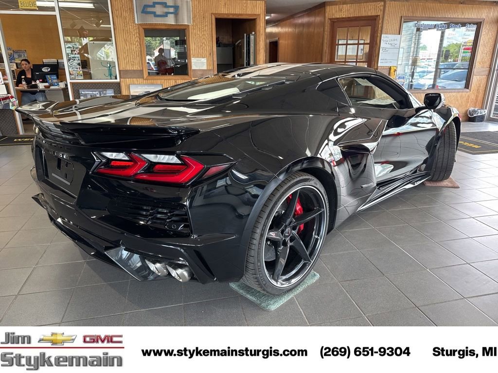 New 2025 Chevrolet Corvette E-Ray image 2