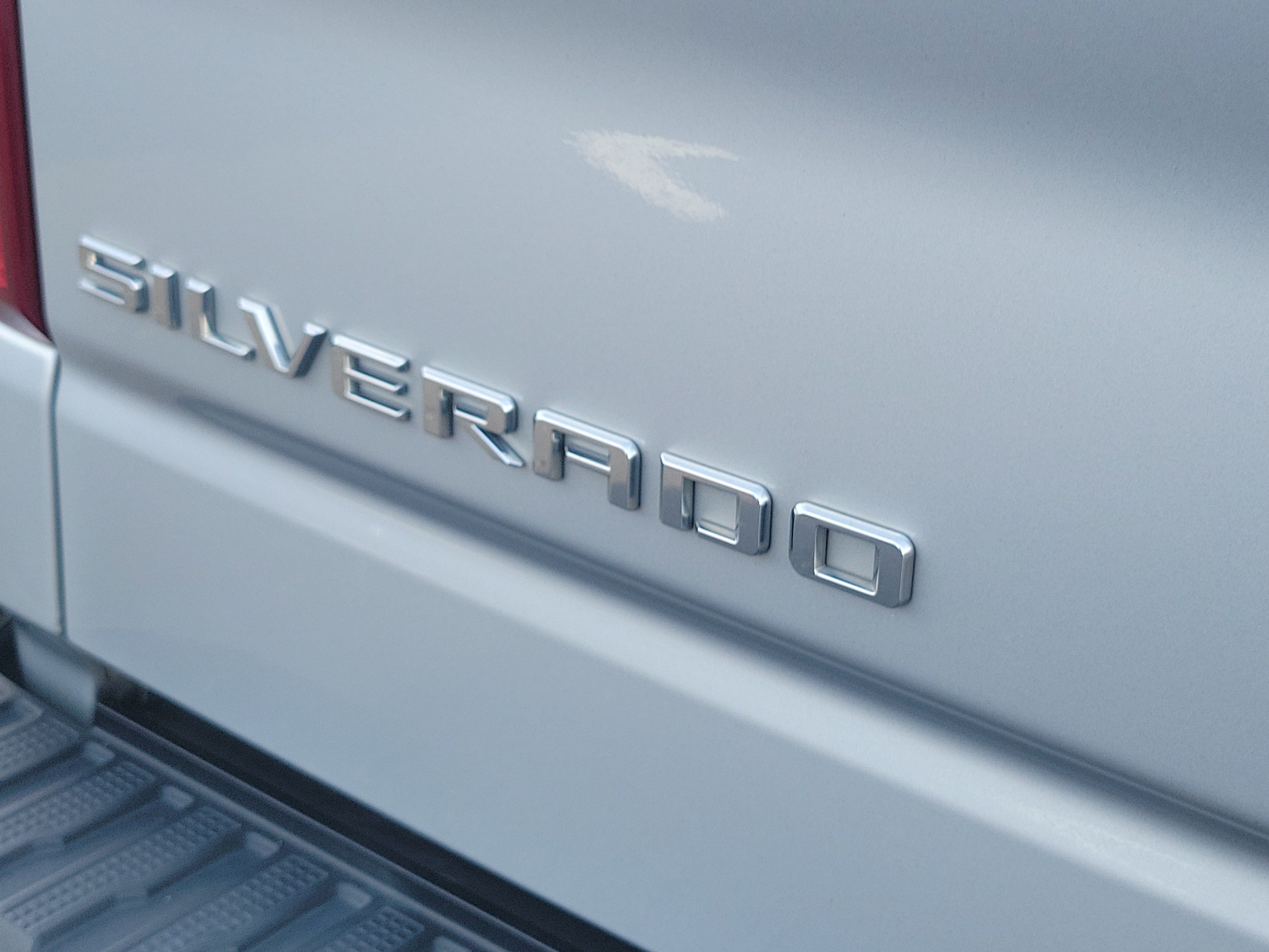 Used 2019 Chevrolet Silverado 1500 LT w/ All-Star Edition AWD/4WD image 6