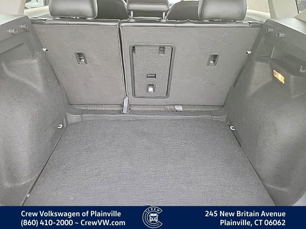 Certified 2022 Volkswagen Taos SE w/ Driver Assistance Package image 53