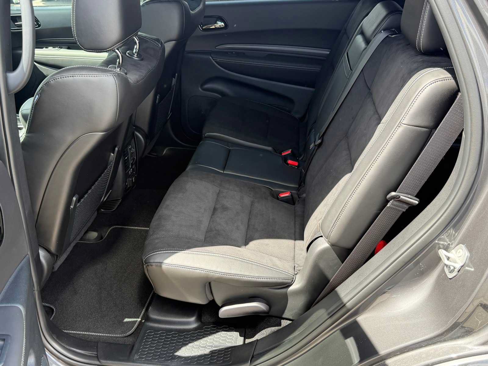 New 2026 Dodge Durango SRT Hellcat w/ 3rd Row Seating Group AWD/4WD image 24