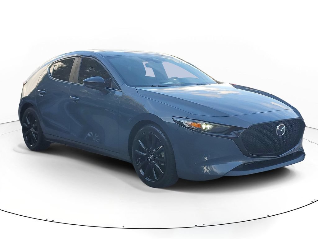 Used 2022 MAZDA MAZDA3 s FWD image 1