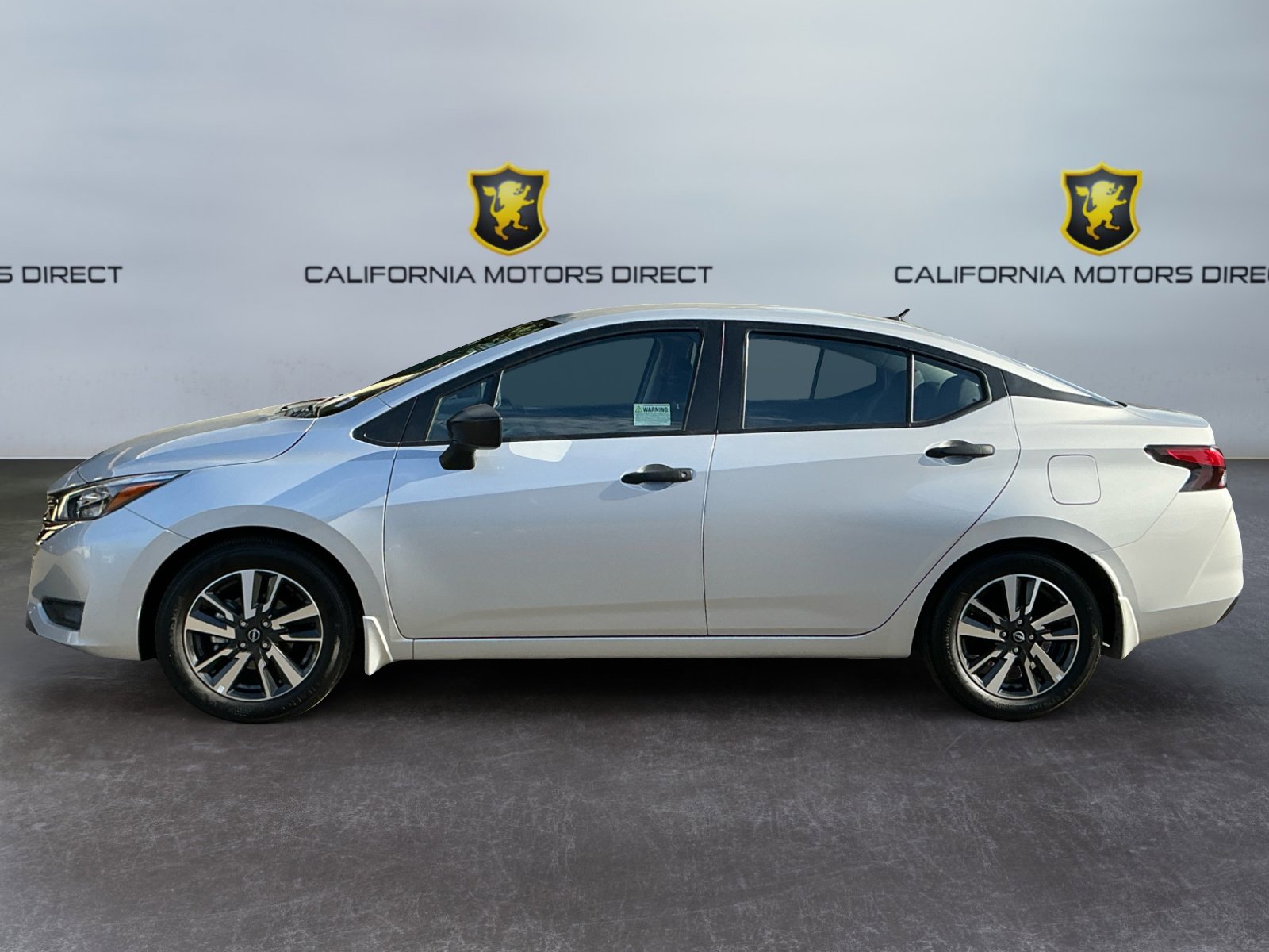 Used 2025 Nissan Versa S w/ S Plus Package image 7