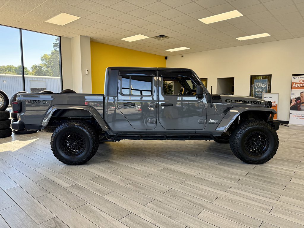 Used 2020 Jeep Gladiator Overland image 5
