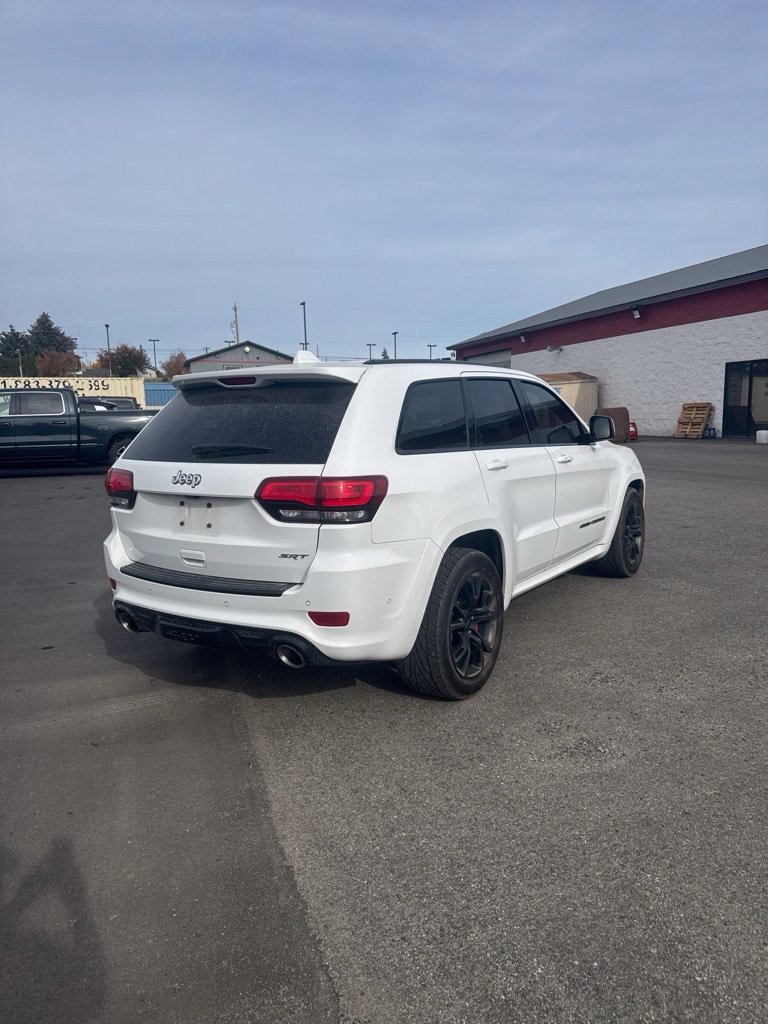 Used 2017 Jeep Grand Cherokee SRT AWD/4WD image 5