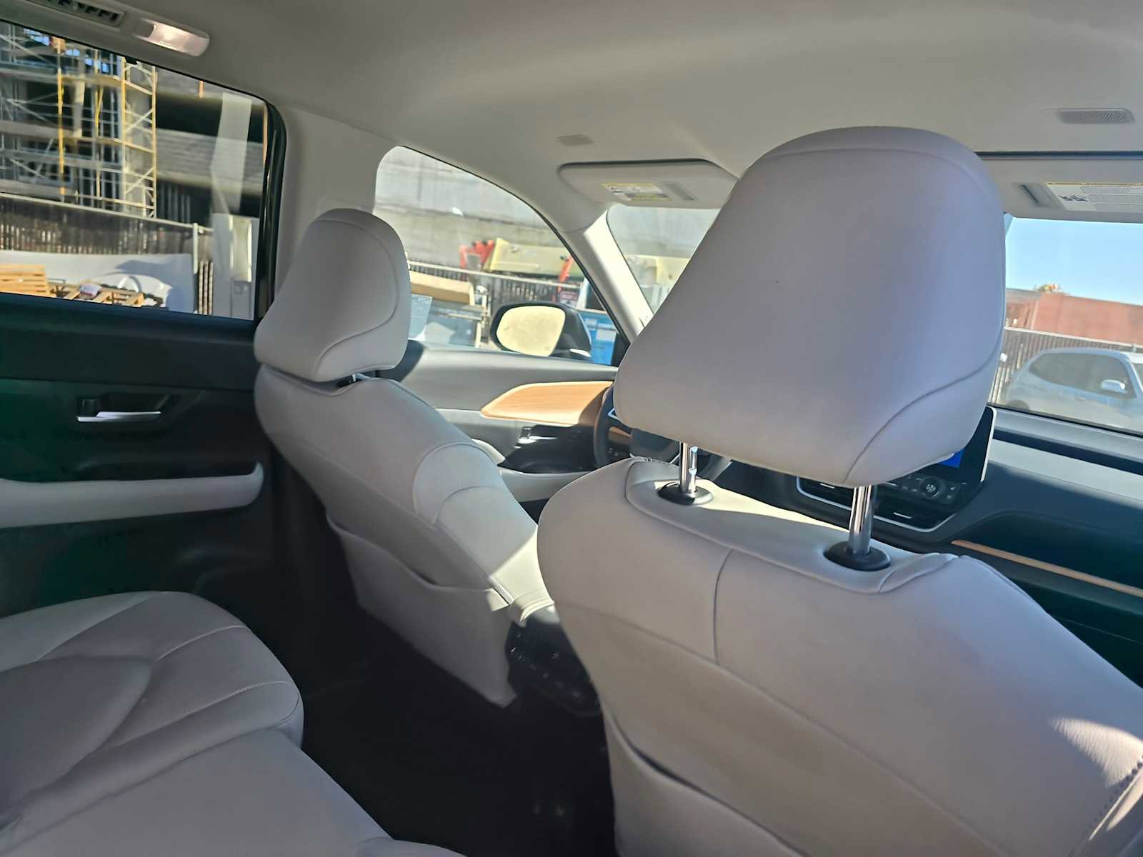 Used 2024 Toyota Grand Highlander Limited image 15