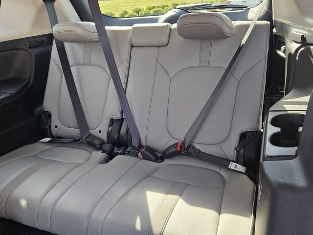 Used 2023 Honda Pilot EX-L image 12
