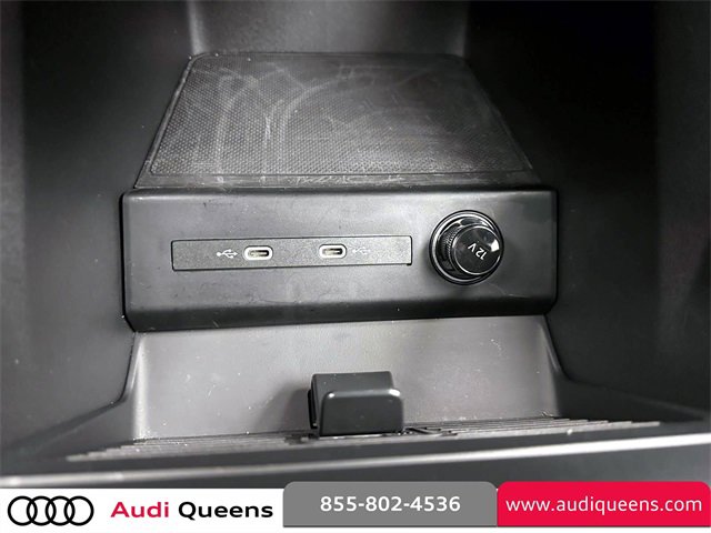 Used 2024 Audi Q4 e-tron Premium Plus image 27