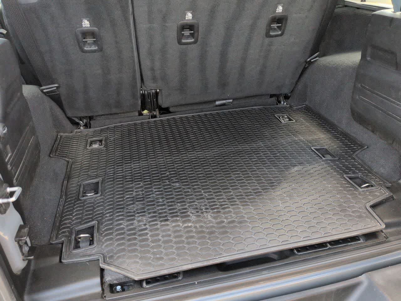 Used 2019 Jeep Wrangler Unlimited Sport AWD/4WD image 32
