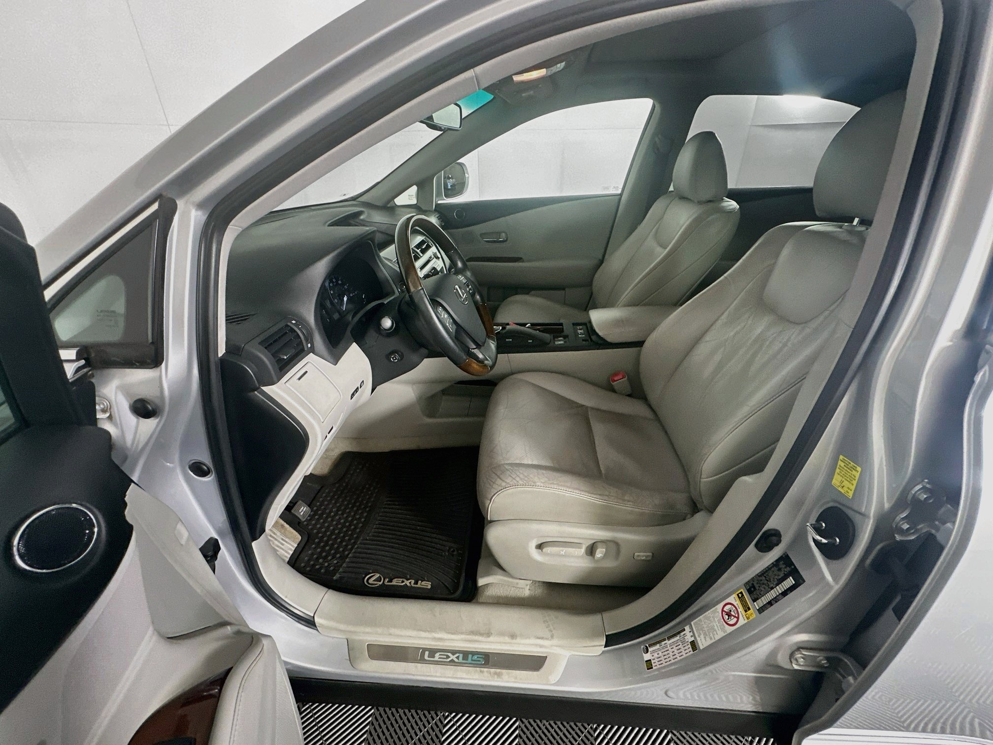 Used 2010 Lexus RX 350 AWD w/ Premium Pkg image 13