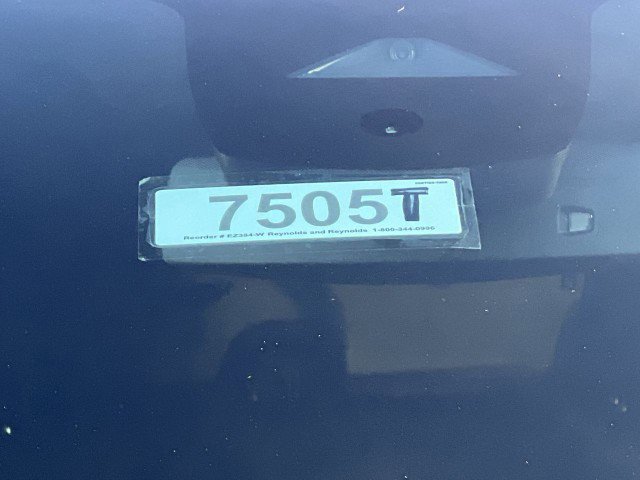 Used 2025 Chevrolet Tahoe Z71 w/ Comfort Package image 35