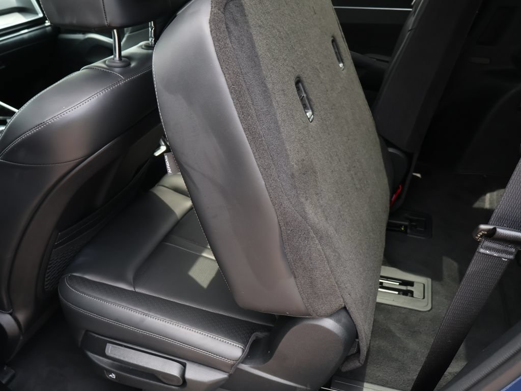 Certified 2024 Kia Sorento S w/ Panoramic Sunroof Package AWD/4WD image 16