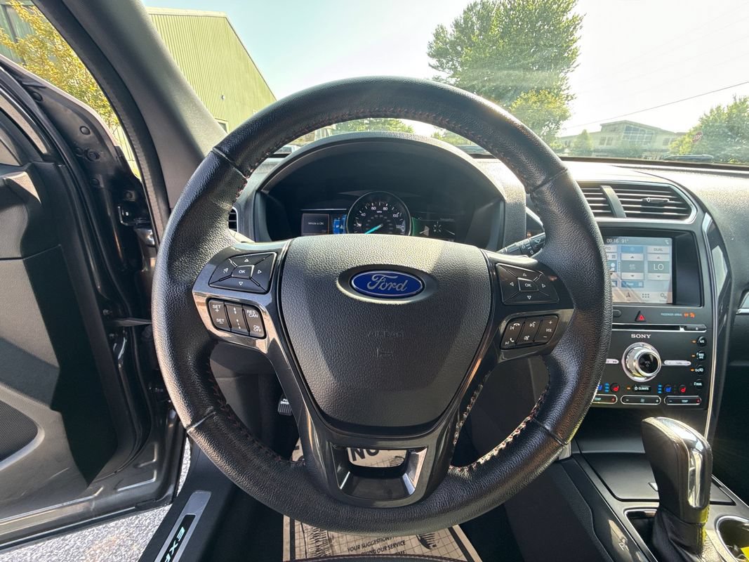 Used 2018 Ford Explorer Sport w/ Equipment Group 401A AWD/4WD image 21