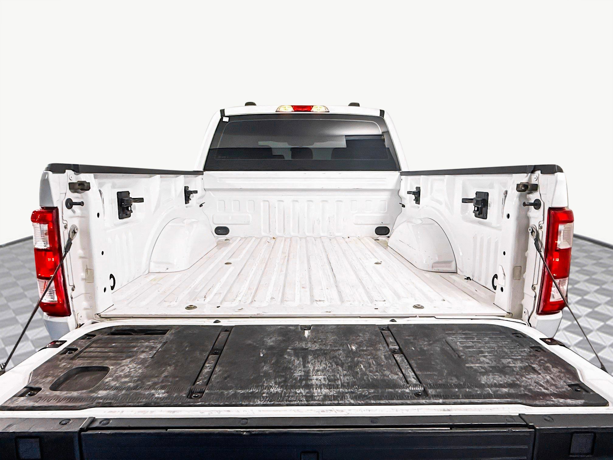 Used 2022 Ford F150 XL w/ Trailer Tow Package image 34