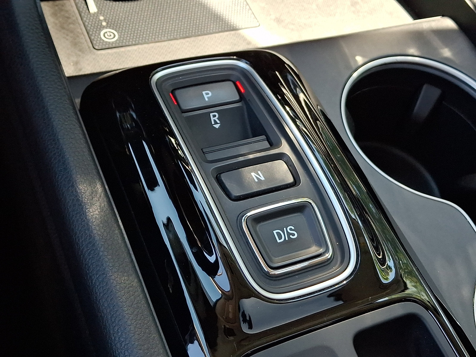 Used 2024 Honda Pilot Elite image 16