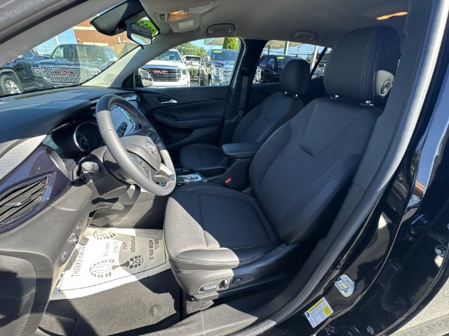 Certified 2023 Buick Encore GX Select w/ Sport Touring Package FWD image 18