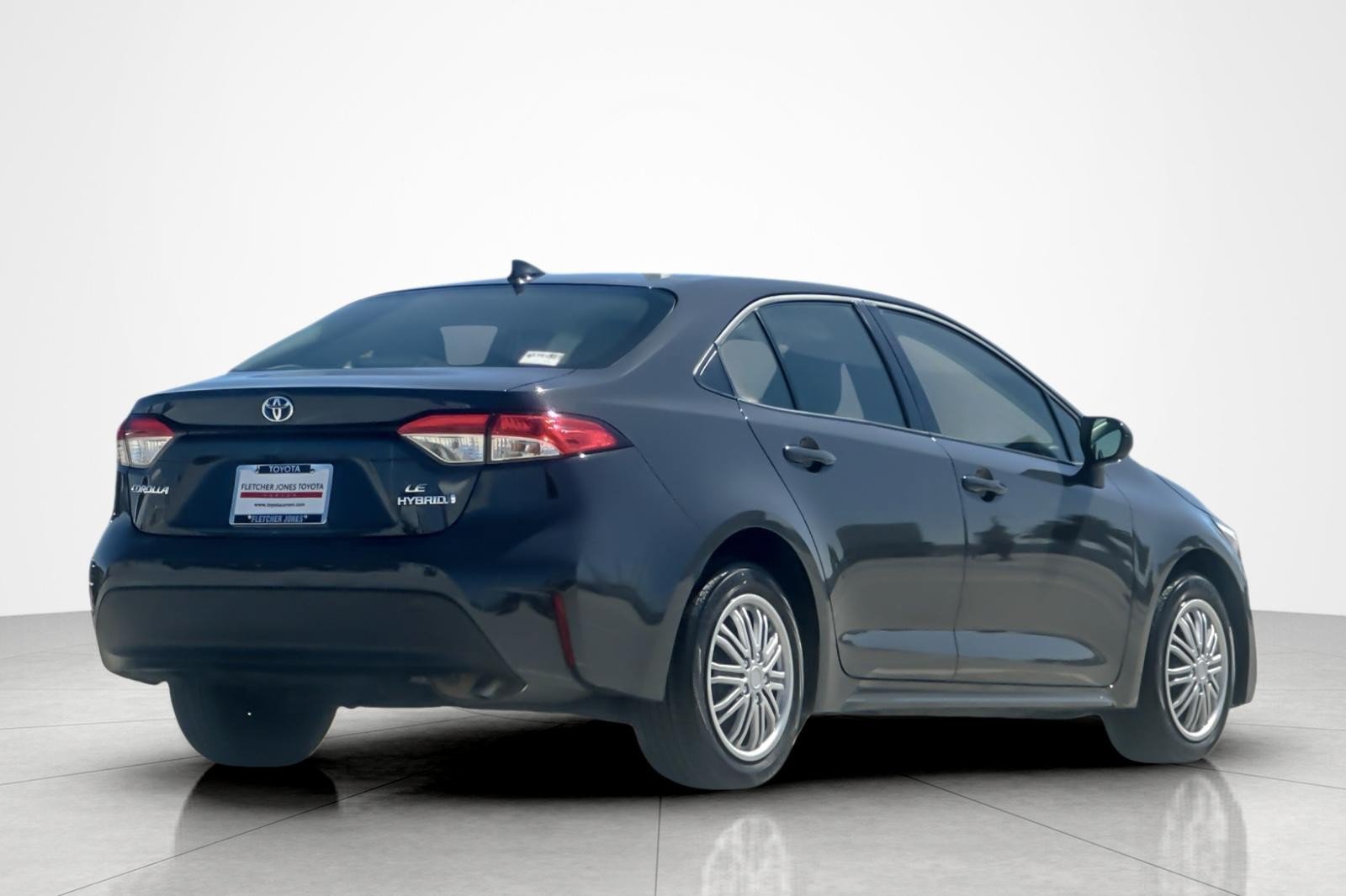 Certified 2024 Toyota Corolla LE FWD image 5