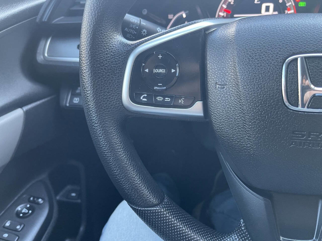 Used 2018 Honda Civic LX image 30