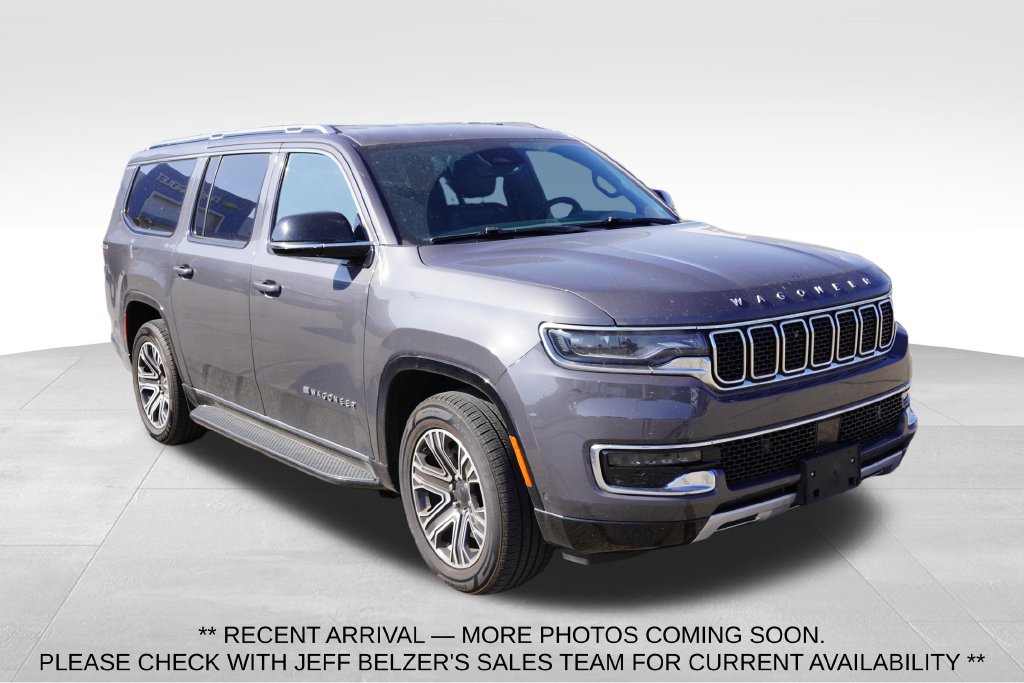 Used 2024 Jeep Wagoneer L Series II w/ Flexible Seating Group AWD/4WD image 1