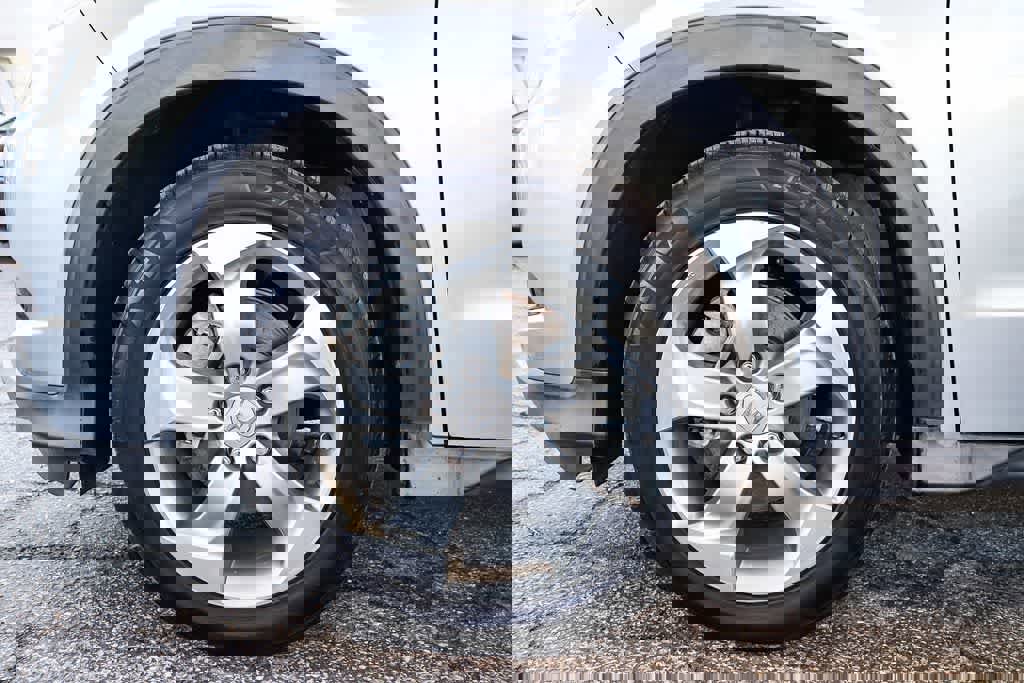 Used 2017 Honda HR-V EX-L image 11