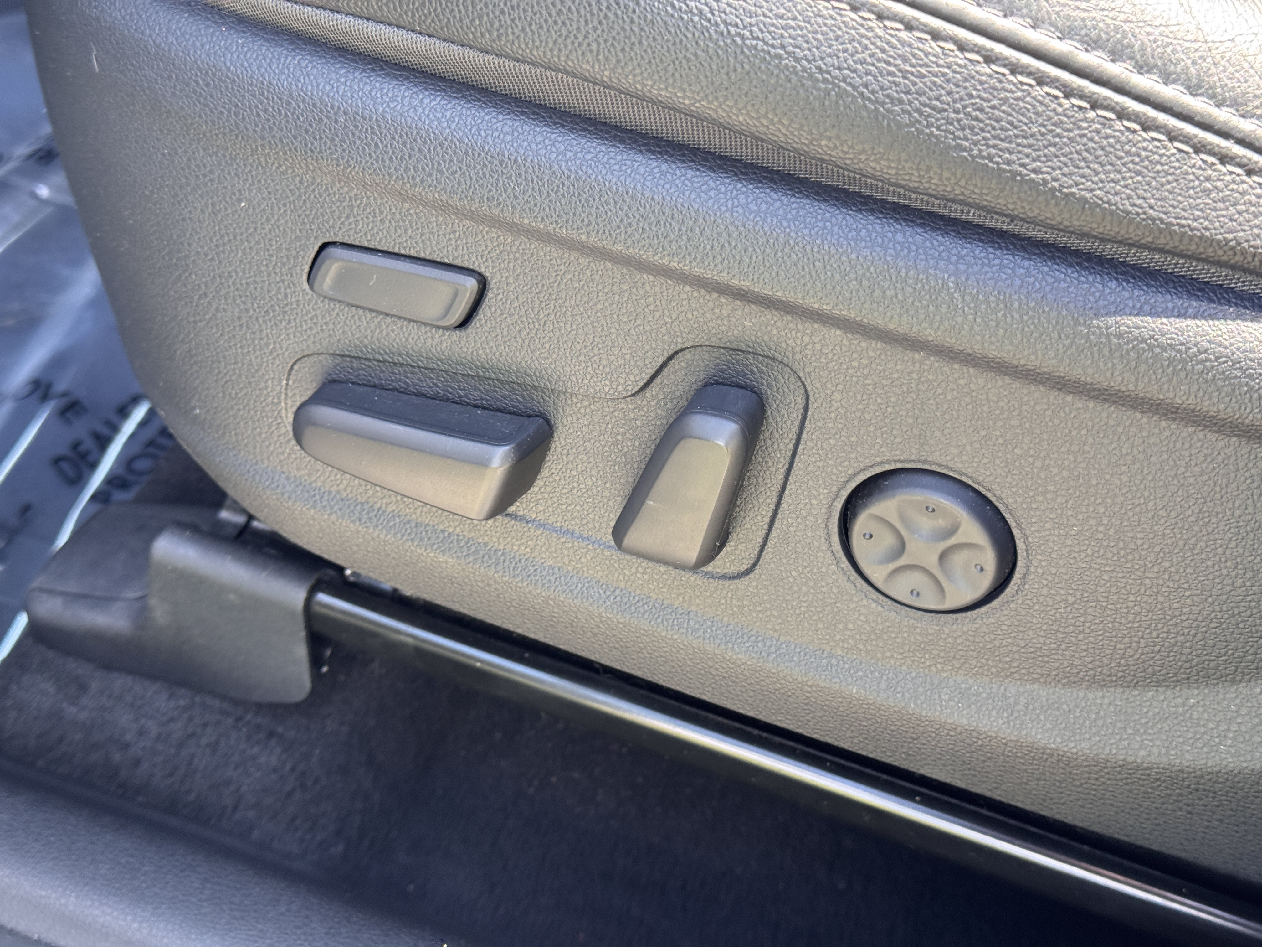 Used 2019 Hyundai Santa Fe AWD image 36