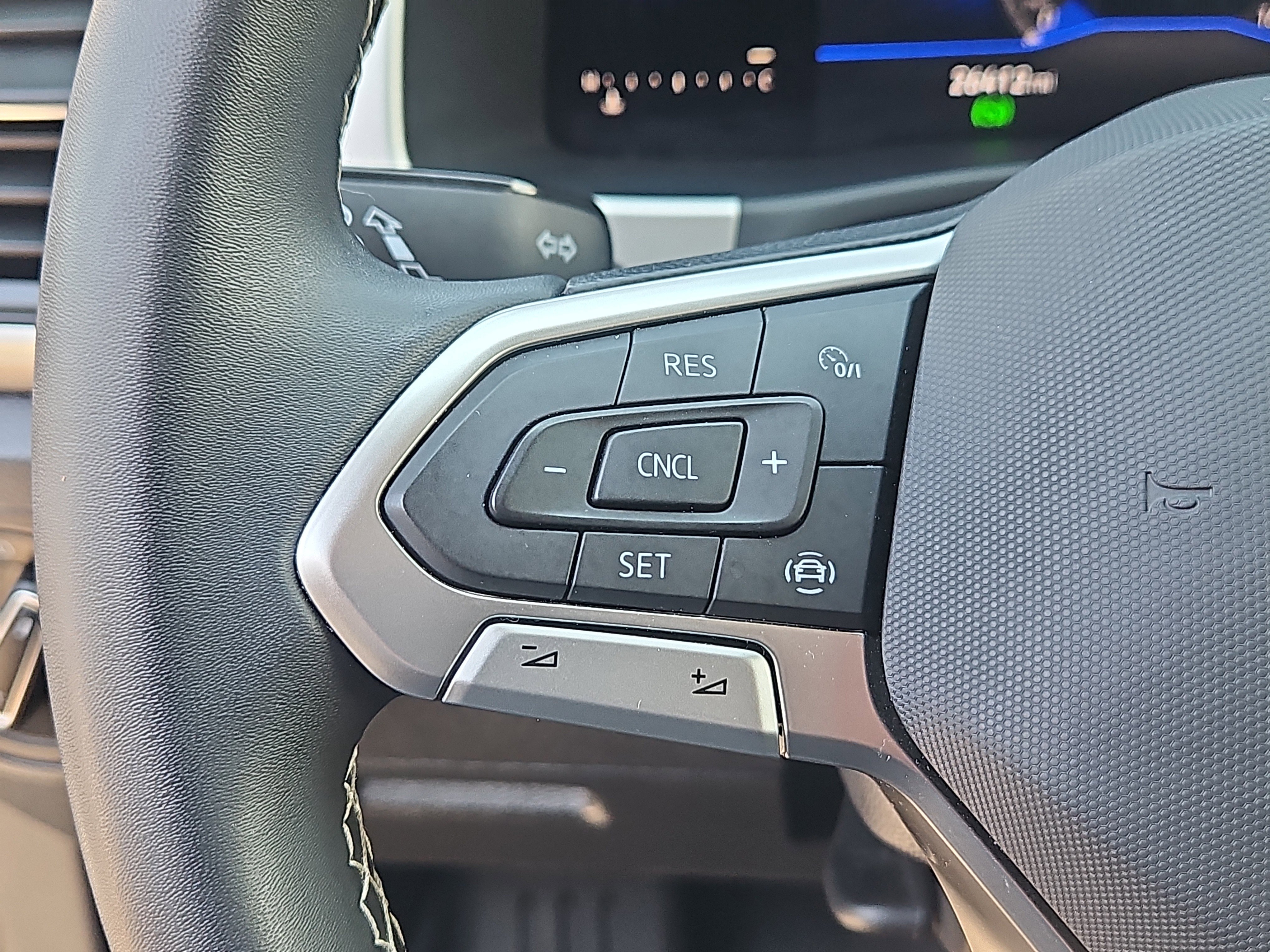 Certified 2023 Volkswagen Atlas SE AWD/4WD image 16