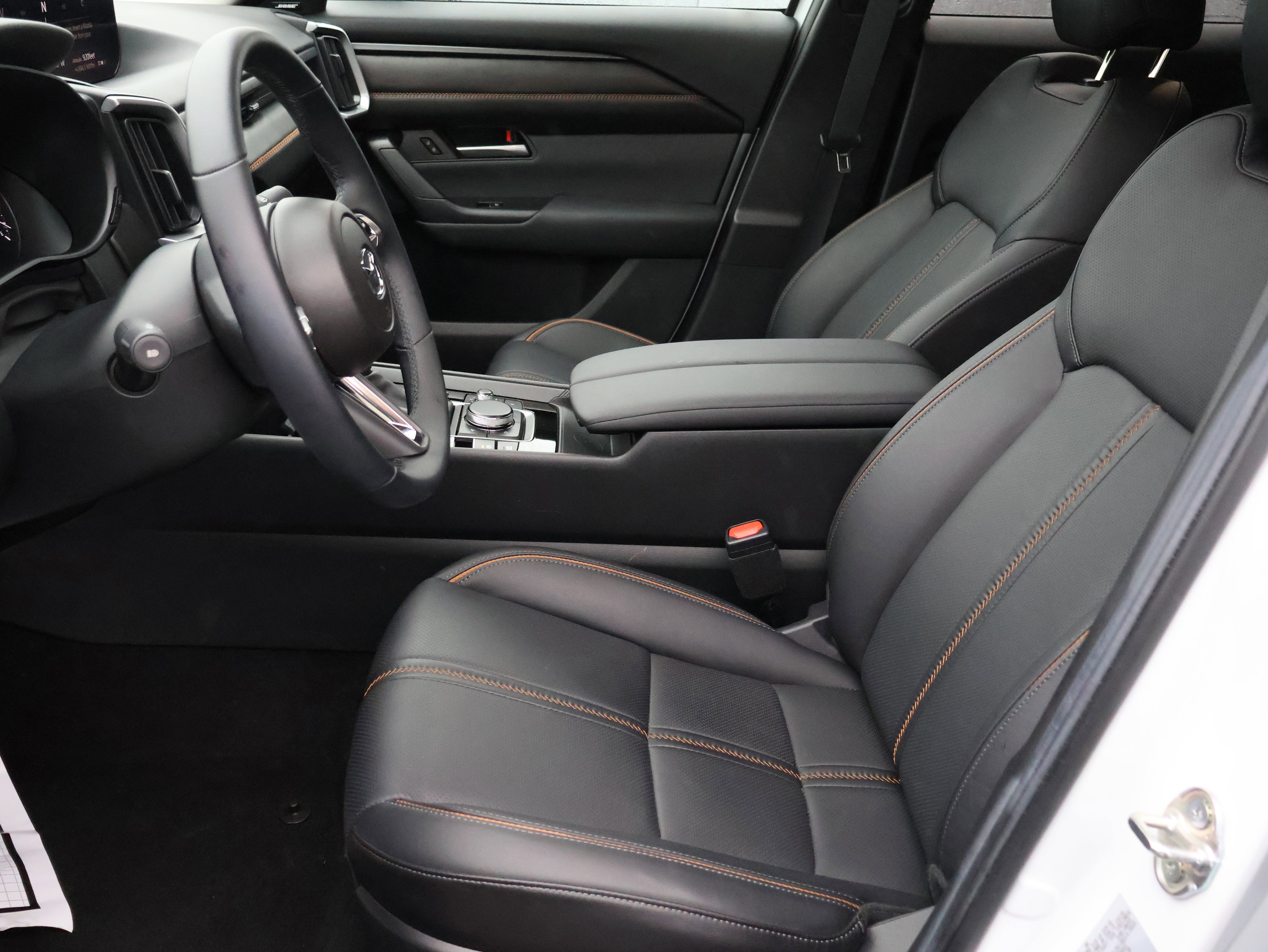 Certified 2025 MAZDA CX-50 AWD 2.5 Hybrid w/ Premium Pkg image 36