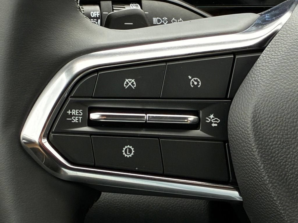 New 2027 Chevrolet Equinox ACTIV w/ Safety and Technology Package AWD/4WD image 4