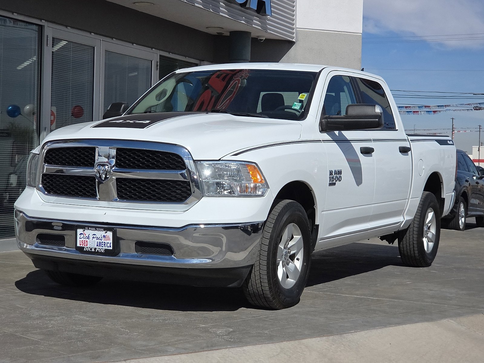 Used 2023 RAM 1500 Classic SLT w/ Trailer & Traction Group AWD/4WD image 2