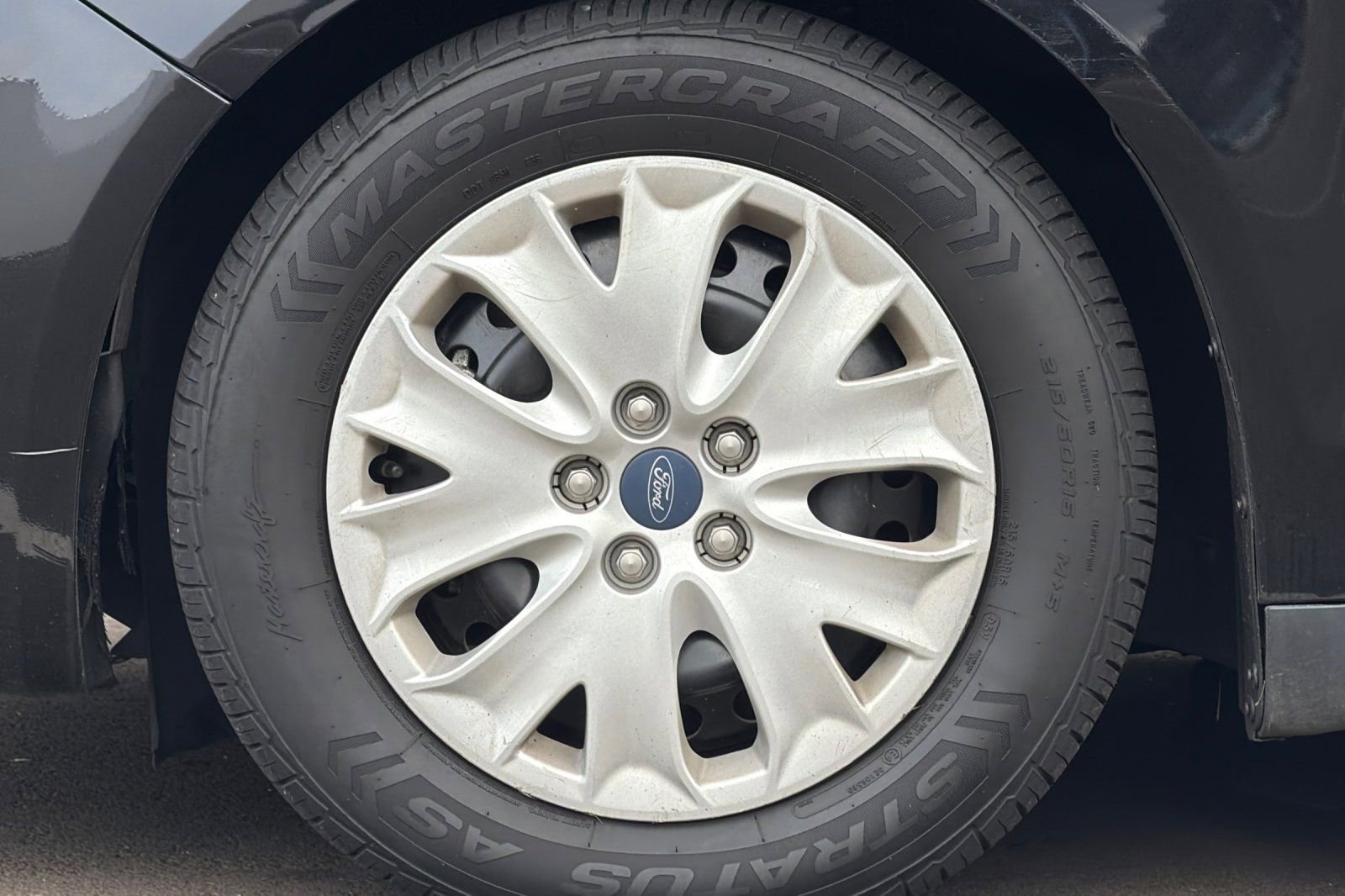 Used 2020 Ford Fusion S image 25