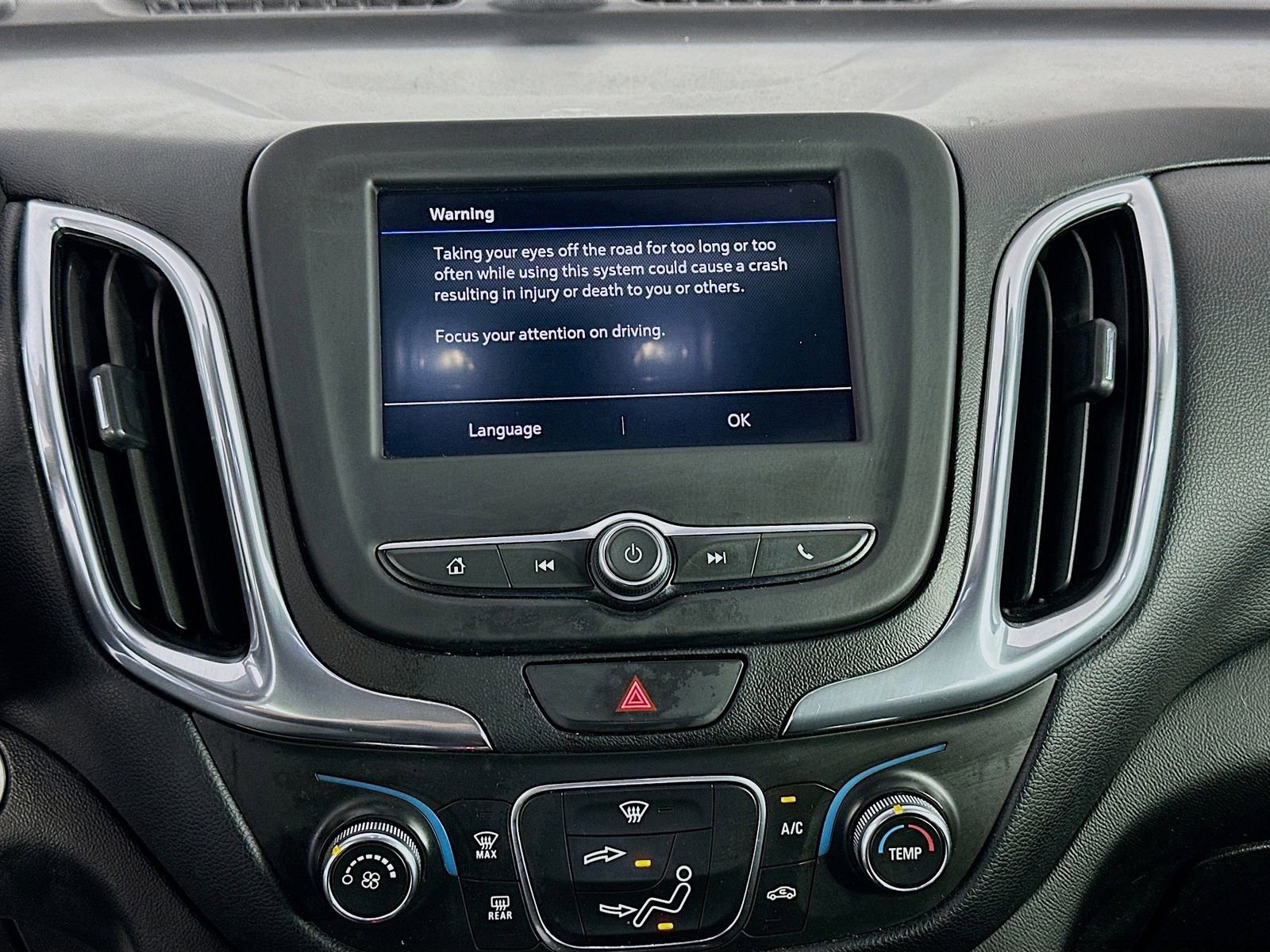Used 2020 Chevrolet Equinox LT AWD/4WD image 15