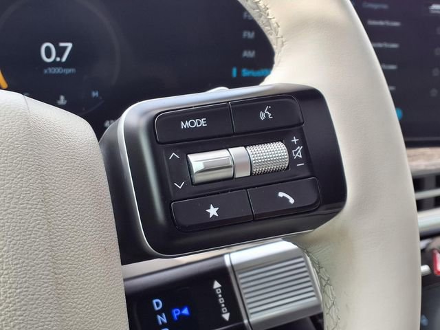 Used 2024 Hyundai Santa Fe Limited image 15