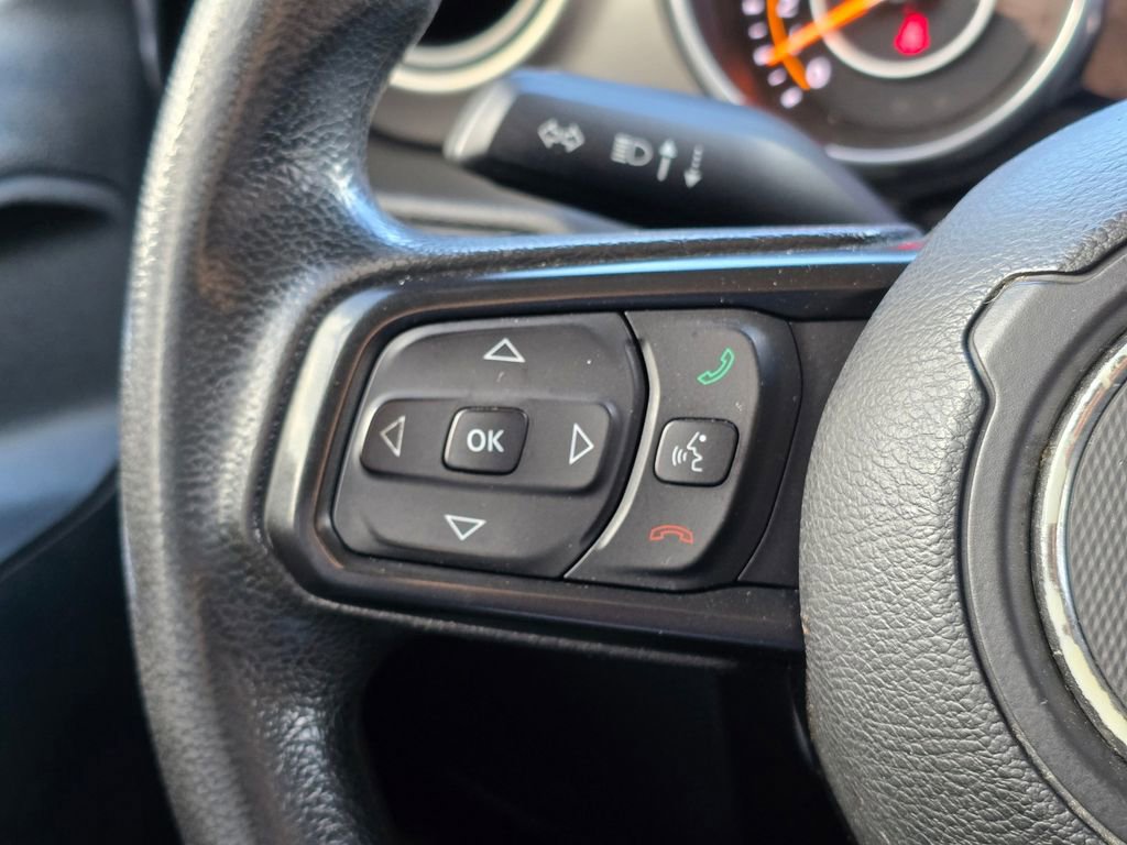 Used 2018 Jeep Wrangler Unlimited Sport image 33