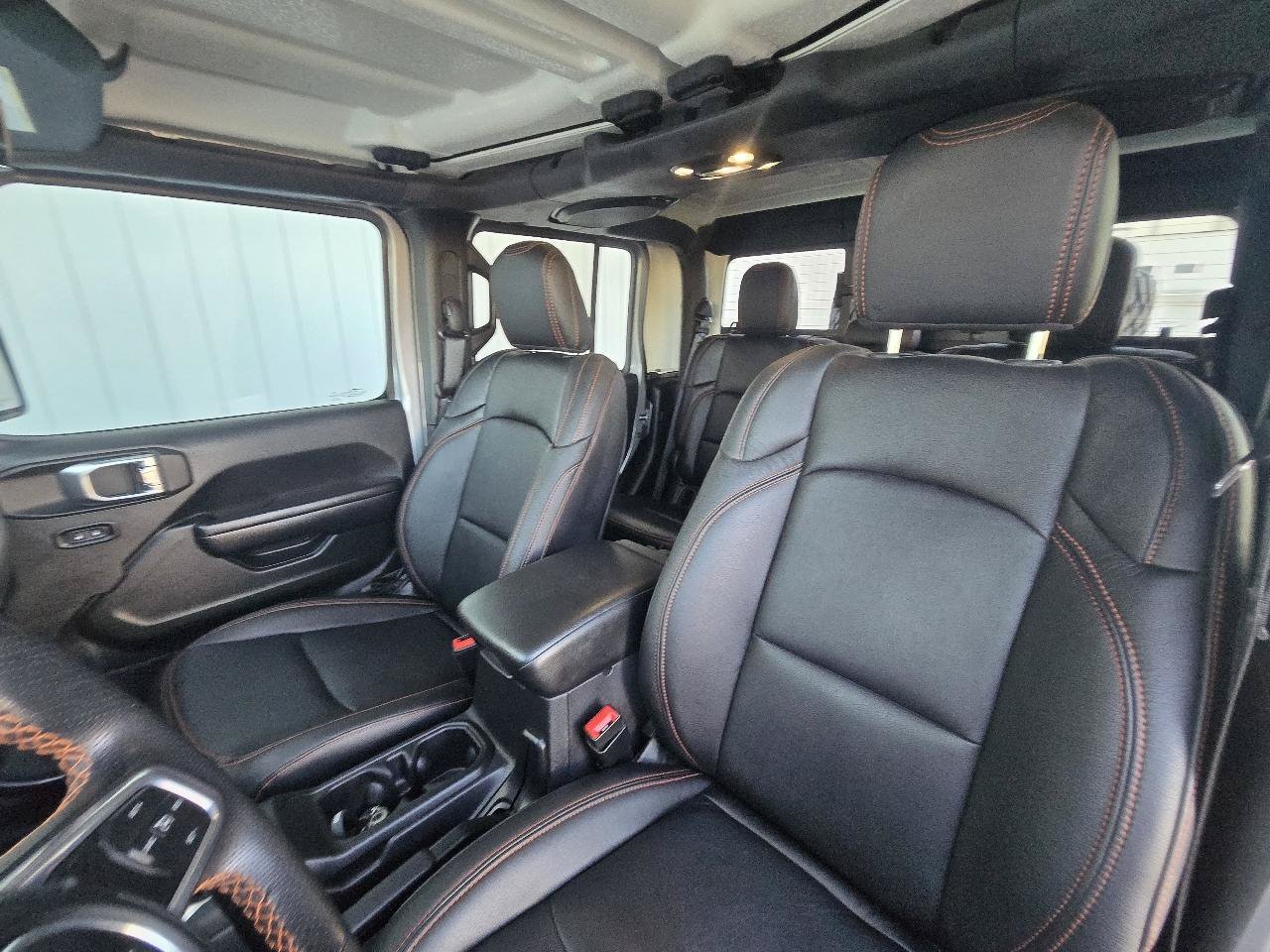 Used 2021 Jeep Gladiator Mojave AWD/4WD image 6
