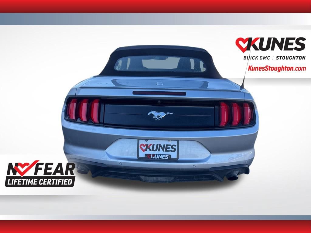 Used 2023 Ford Mustang Convertible image 10
