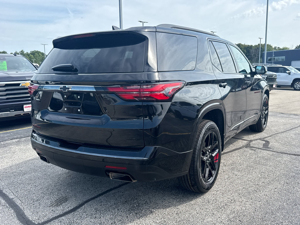Certified 2022 Chevrolet Traverse Premier w/ Redline Edition AWD/4WD image 5