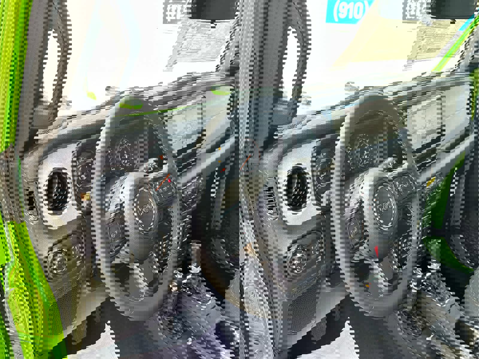 New 2025 Jeep Gladiator Sport image 34