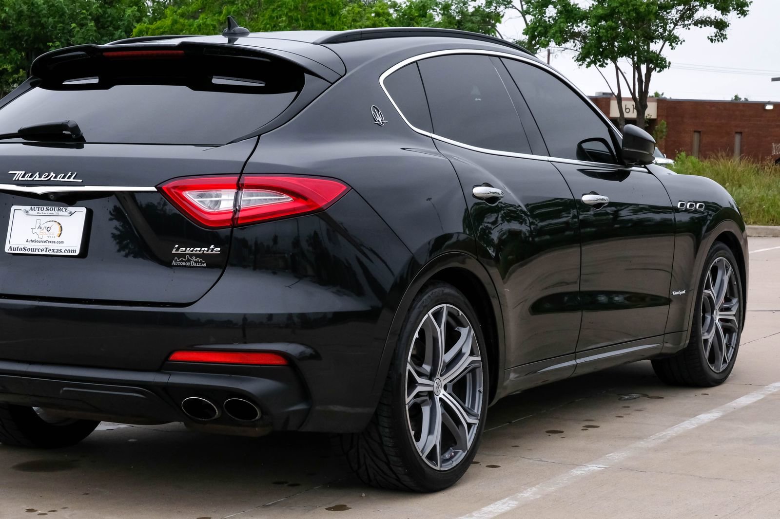 Used 2019 Maserati Levante S GranSport AWD/4WD image 11