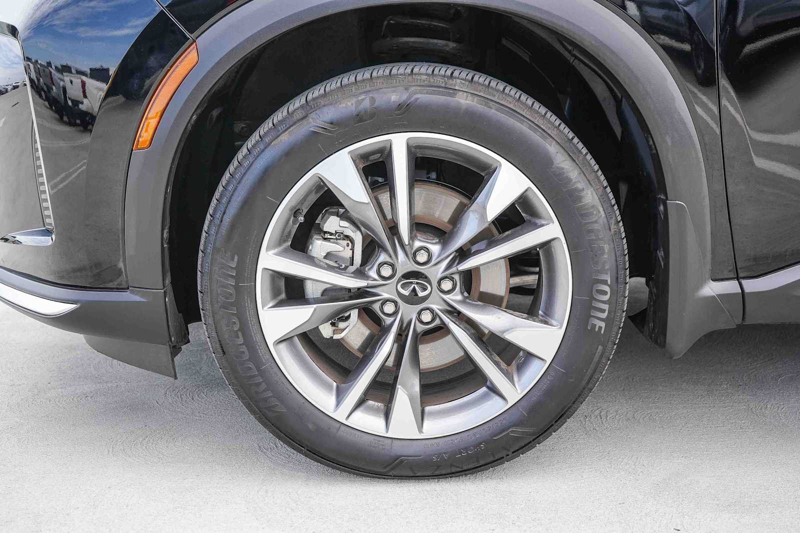 Used 2026 INFINITI QX60 Pure w/ Cargo Package FWD image 11