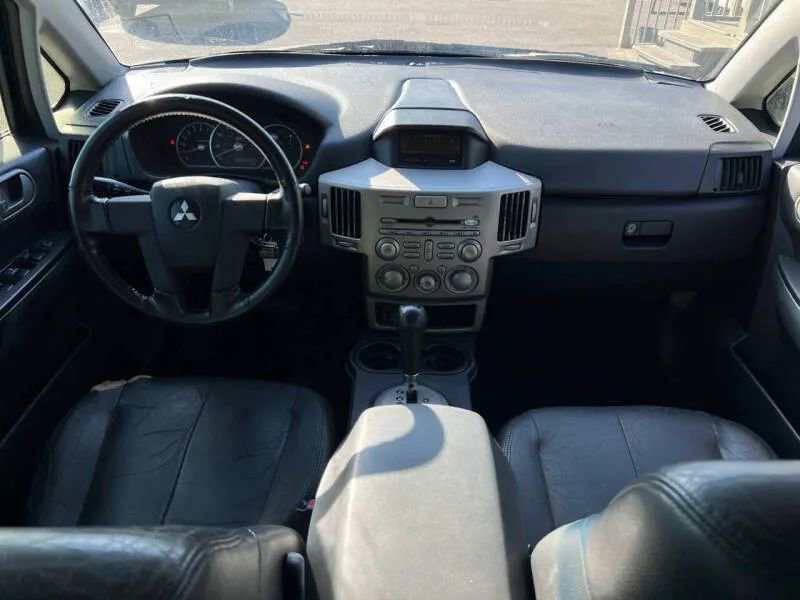 Used 2004 Mitsubishi Endeavor Limited image 15