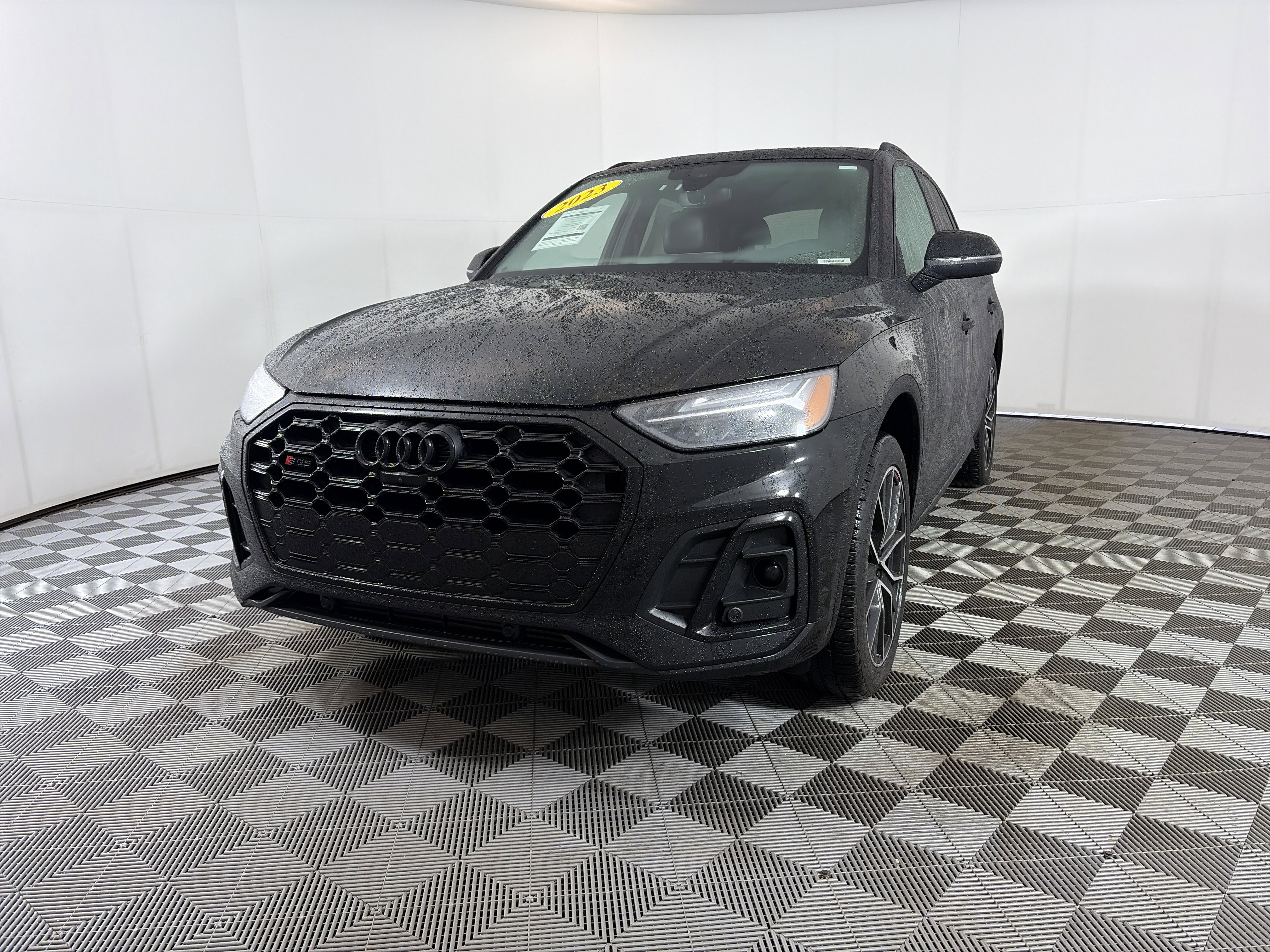 Certified 2023 Audi SQ5 Premium Plus w/ Premium Plus Package image 2