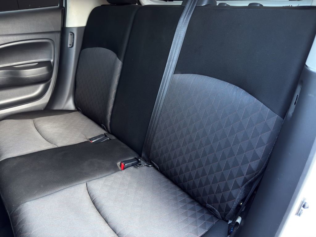 Used 2021 Mitsubishi Mirage ES image 21