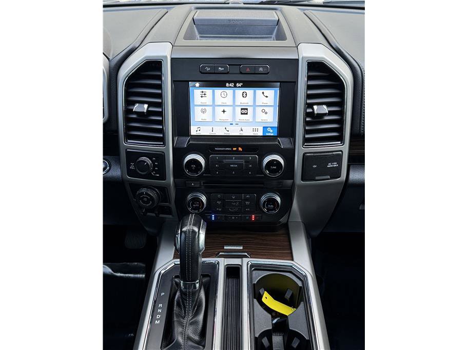 Used 2017 Ford F150 Lariat w/ Equipment Group 502A Luxury image 10