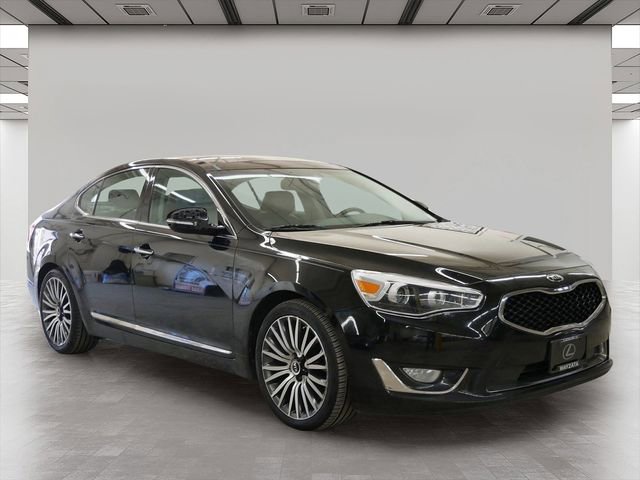 Used 2014 Kia Cadenza Premium w/ Technology Package