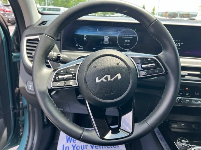 Certified 2024 Kia Seltos EX AWD/4WD image 14