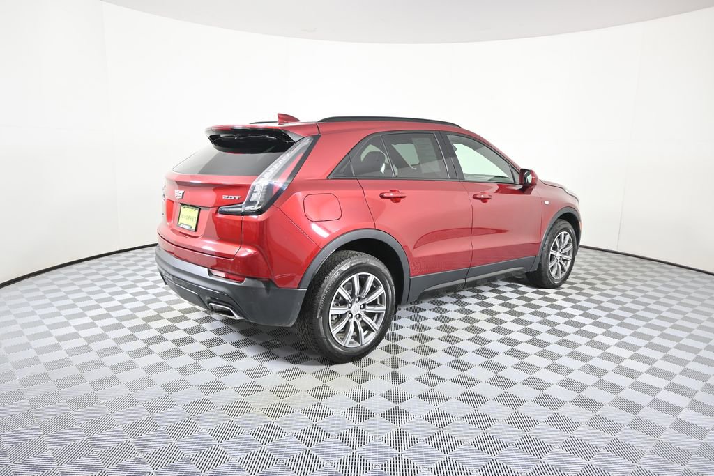 Used 2019 Cadillac XT4 Sport w/ Driver Awareness Package AWD/4WD image 6